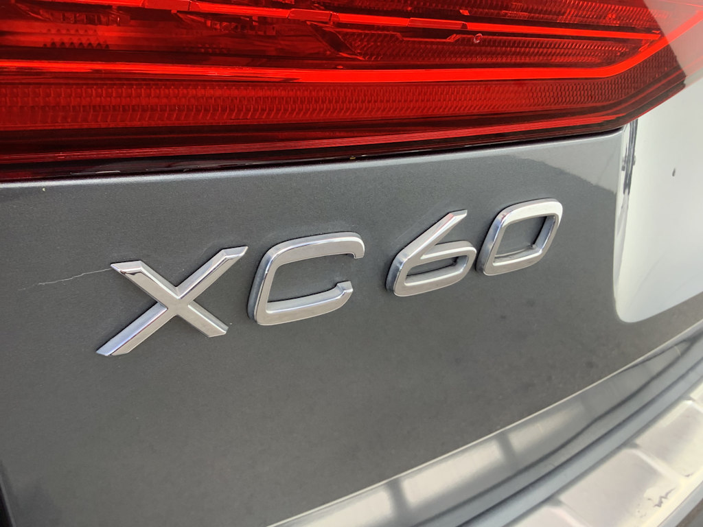 Thumbnail: 2020 Volvo XC60 - 7