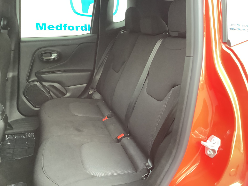 Thumbnail: 2023 Jeep Renegade - 19