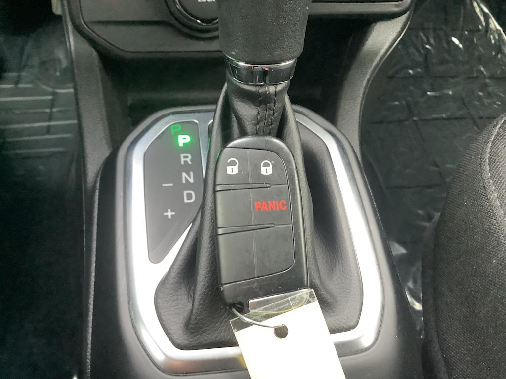 Thumbnail: 2023 Jeep Renegade - 21