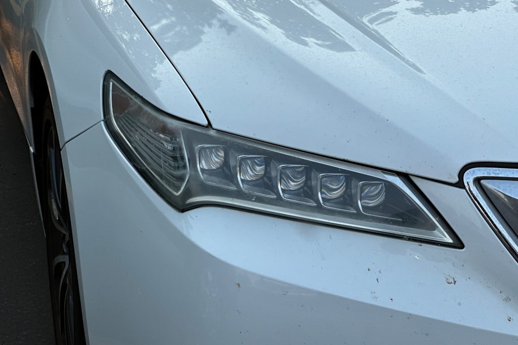 Thumbnail: 2015 Acura TLX - 10