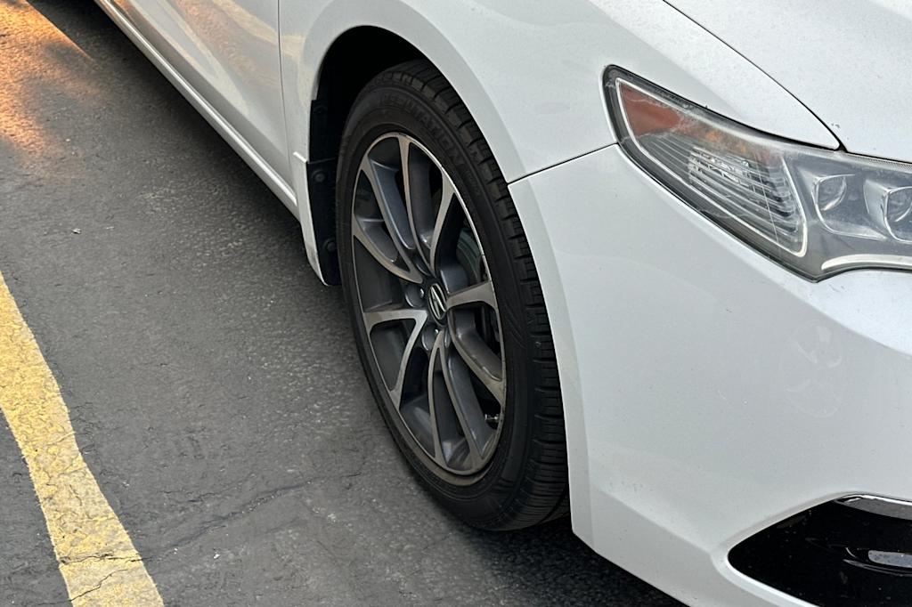 Thumbnail: 2015 Acura TLX - 4