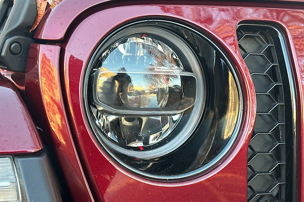 Thumbnail: 2022 Jeep Wrangler - 10