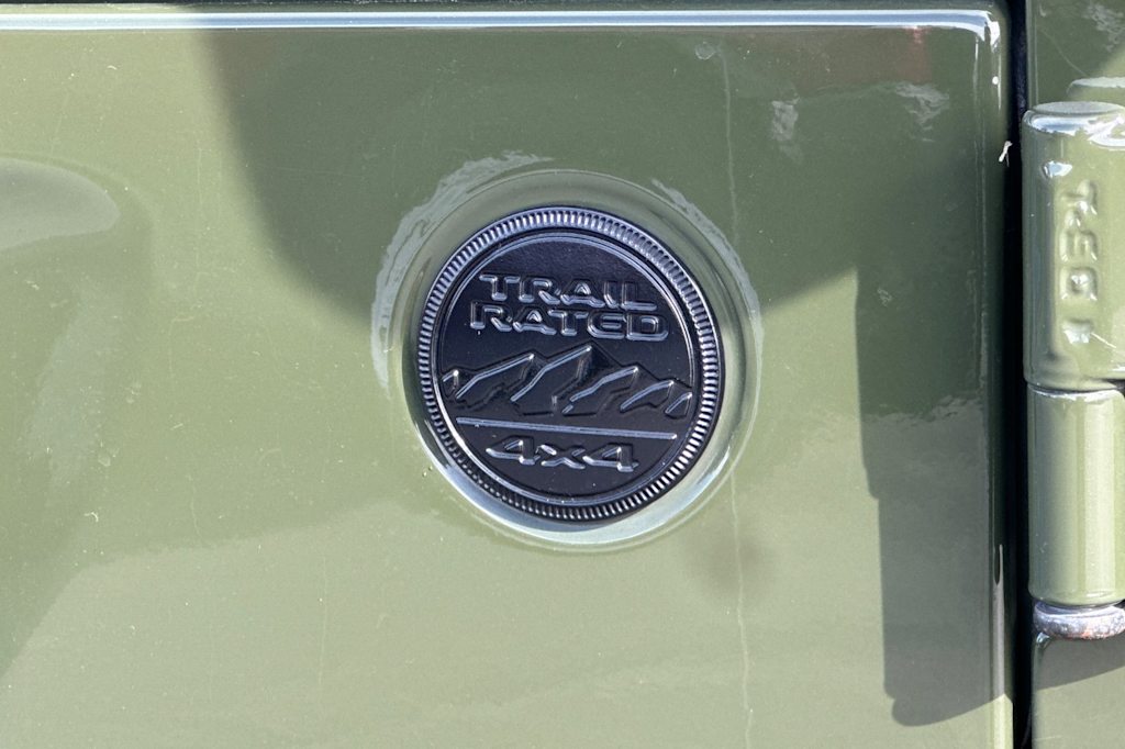 Thumbnail: 2021 Jeep Wrangler - 7