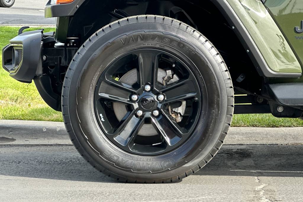 Thumbnail: 2021 Jeep Wrangler - 8