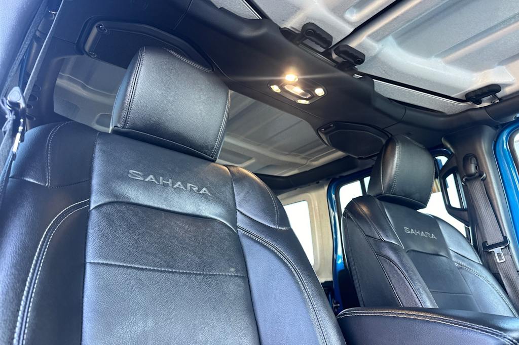 Thumbnail: 2021 Jeep Wrangler - 9