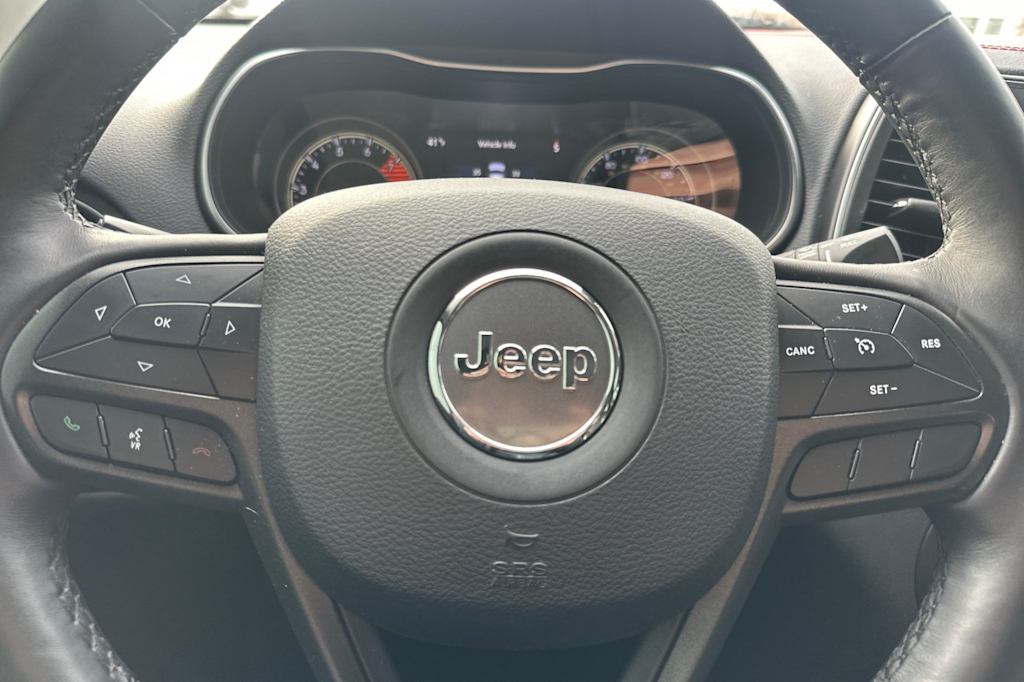 2019 Jeep Cherokee Trailhawk 26