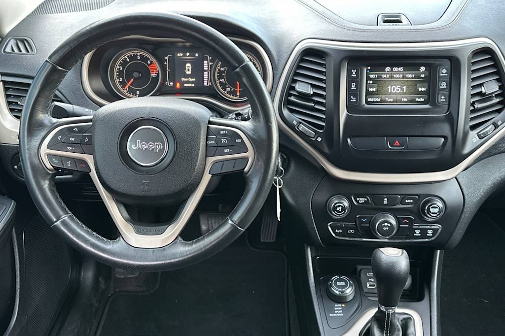 Thumbnail: 2016 Jeep Cherokee - 10