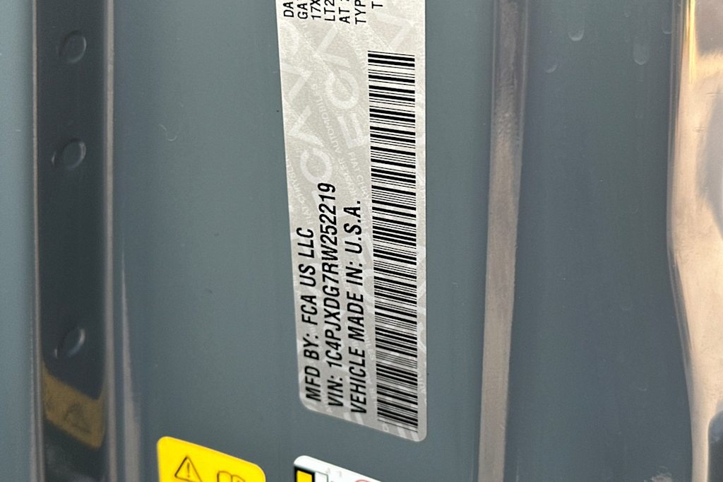 Thumbnail: 2024 Jeep Wrangler - 18