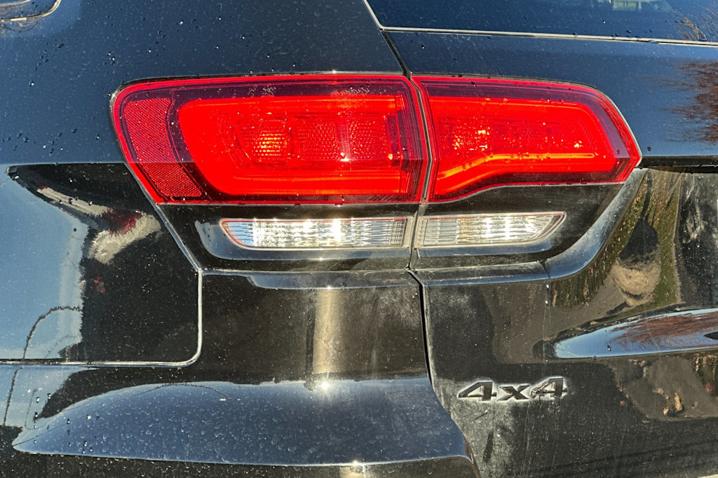 Thumbnail: 2018 Jeep Grand Cherokee - 28