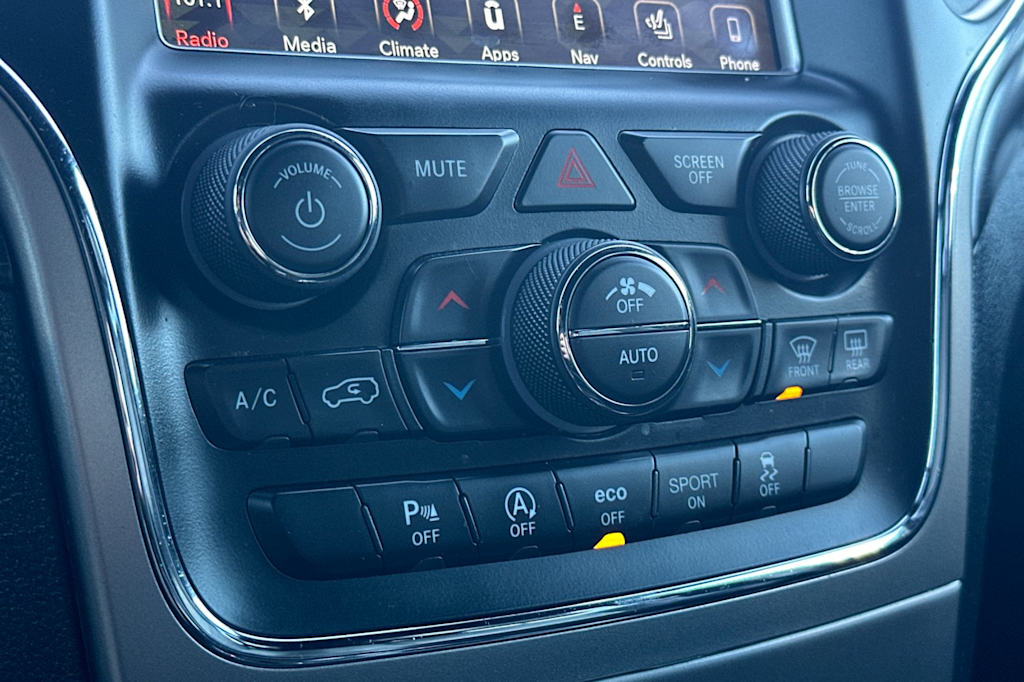 Thumbnail: 2018 Jeep Grand Cherokee - 24