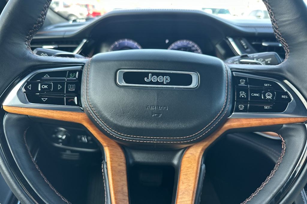 Thumbnail: 2023 Jeep Grand Cherokee L - 27