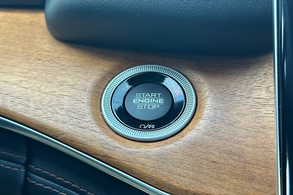 Thumbnail: 2023 Jeep Grand Cherokee L - 26