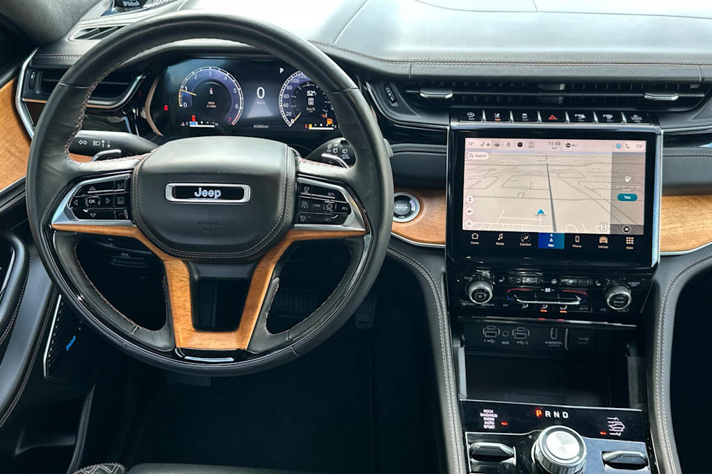 Thumbnail: 2023 Jeep Grand Cherokee L - 10