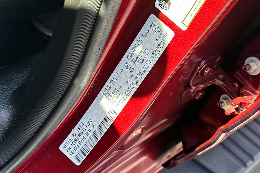 Thumbnail: 2024 RAM 1500 - 9