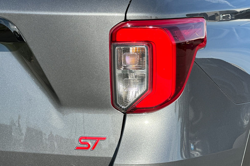 Thumbnail: 2022 Ford Explorer - 30