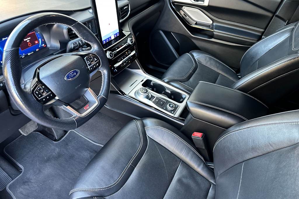 Thumbnail: 2022 Ford Explorer - 8
