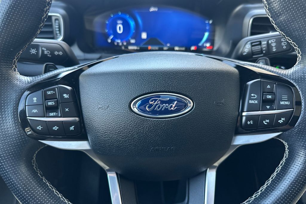 Thumbnail: 2021 Ford Explorer - 28