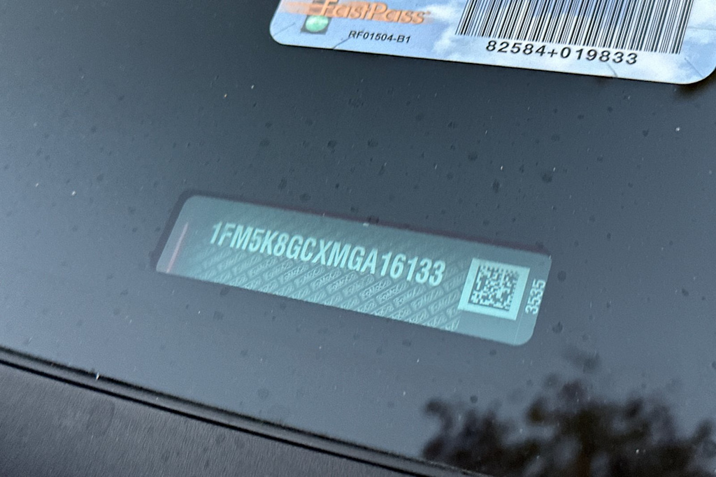 Thumbnail: 2021 Ford Explorer - 6