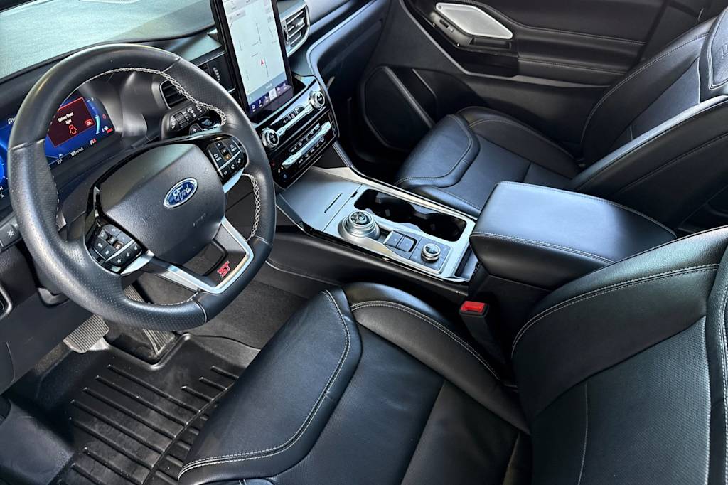 Thumbnail: 2024 Ford Explorer - 9
