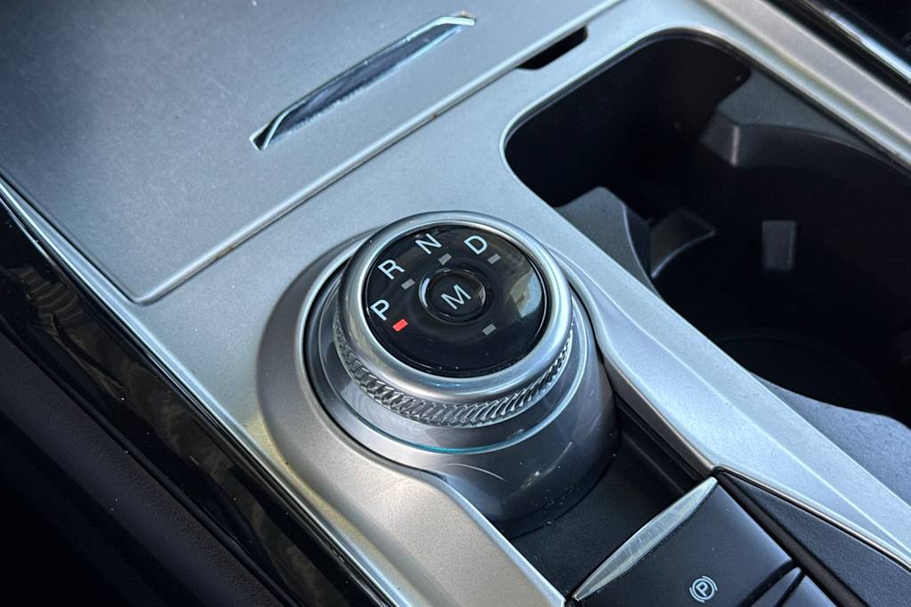 Thumbnail: 2024 Ford Explorer - 26