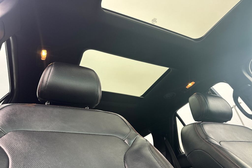 Thumbnail: 2016 Ford Explorer - 23