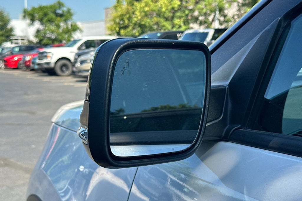 Thumbnail: 2018 Ford Explorer - 10