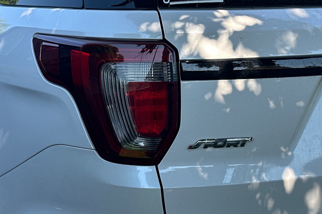 Thumbnail: 2018 Ford Explorer - 12