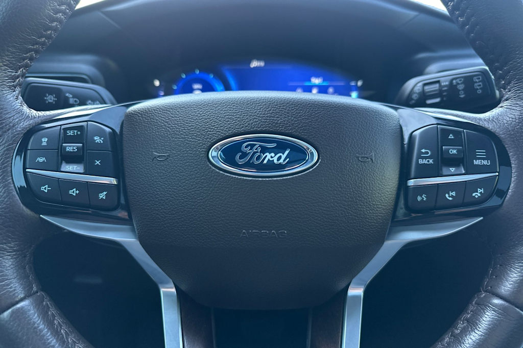 Thumbnail: 2022 Ford Explorer - 27