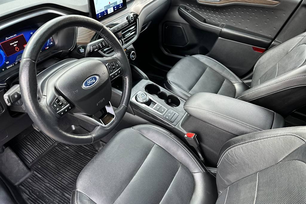 Thumbnail: 2020 Ford Escape - 8