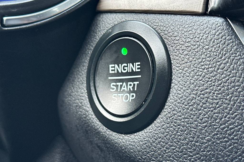 Thumbnail: 2020 Ford Escape - 26