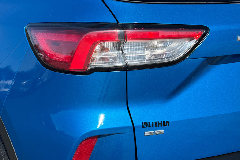 Thumbnail: 2020 Ford Escape - 18