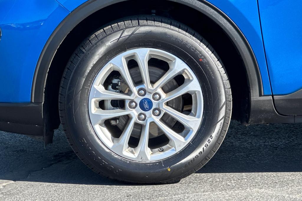 Thumbnail: 2020 Ford Escape - 8