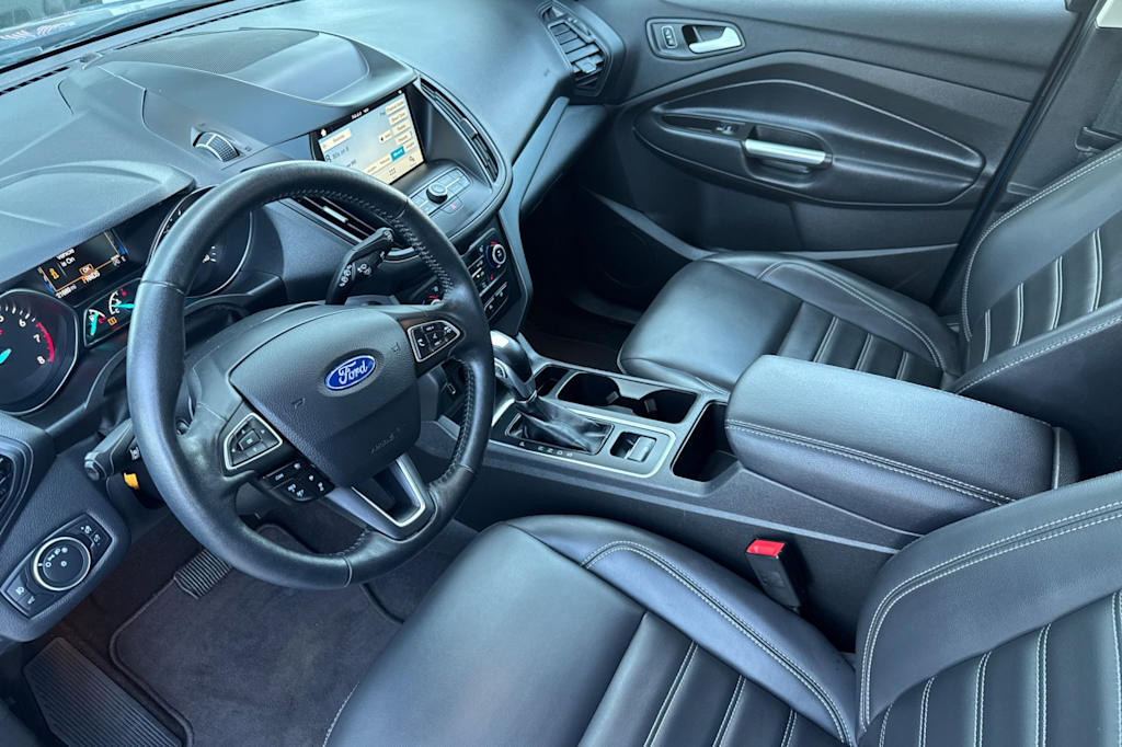 Thumbnail: 2019 Ford Escape - 8
