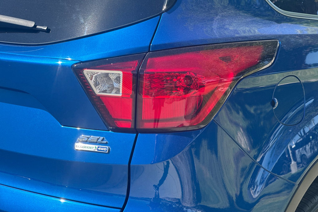 Thumbnail: 2019 Ford Escape - 29