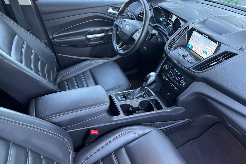 Thumbnail: 2019 Ford Escape - 11