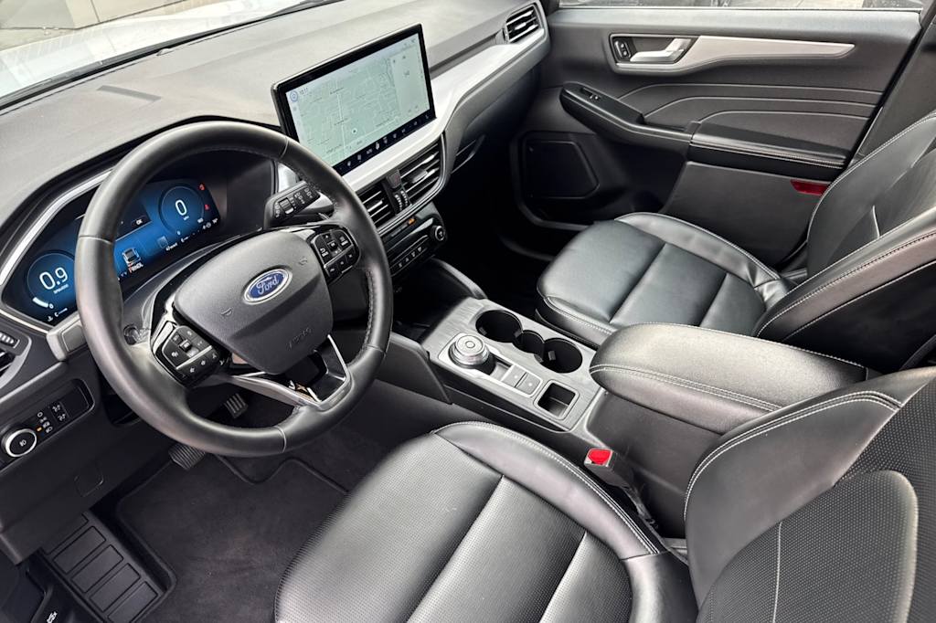 Thumbnail: 2025 Ford Escape - 8