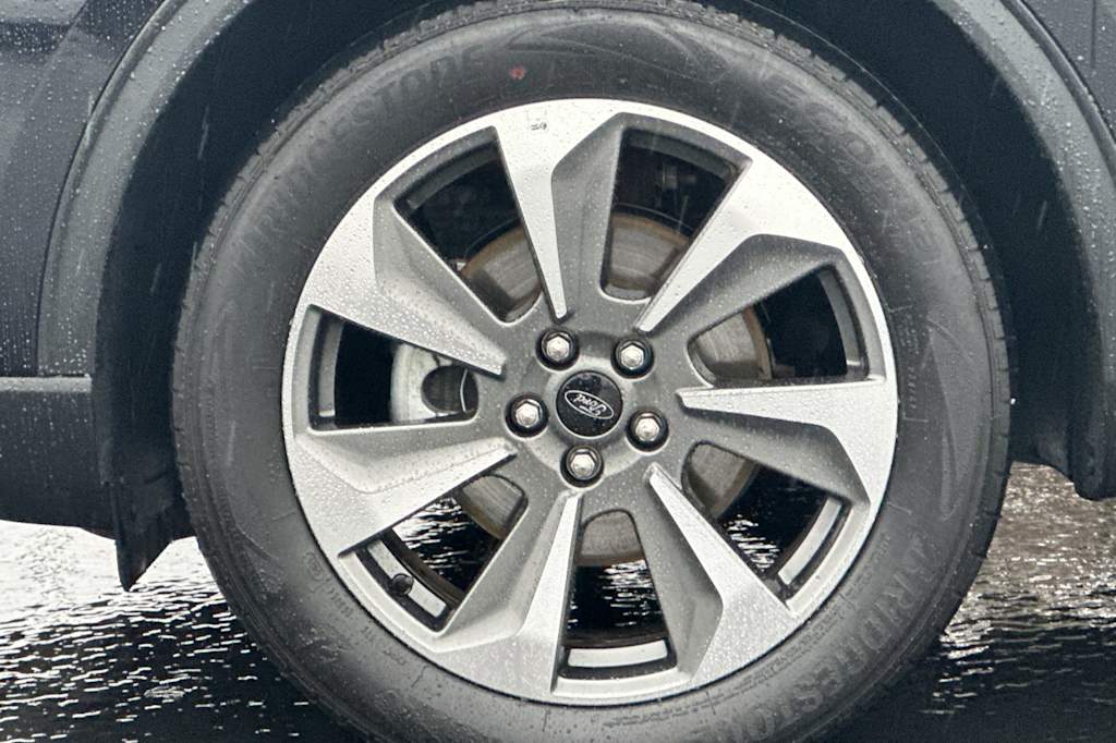 Thumbnail: 2025 Ford Escape - 8