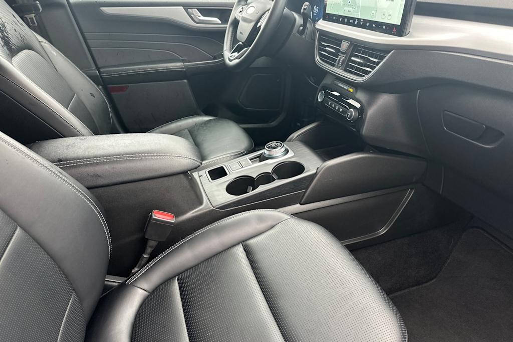 Thumbnail: 2025 Ford Escape - 10