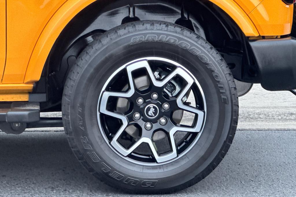 Thumbnail: 2022 Ford Bronco - 7