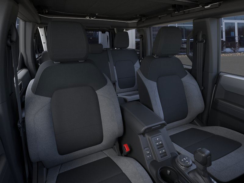 Thumbnail: 2025 Ford Bronco - 15