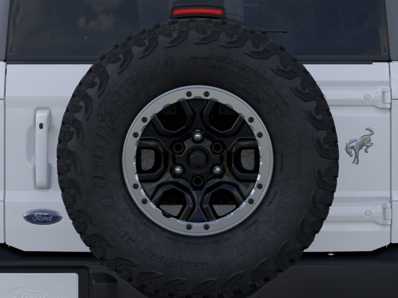 2024 Ford Bronco Outer Banks 6