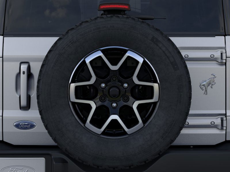 2024 Ford Bronco Outer Banks 25