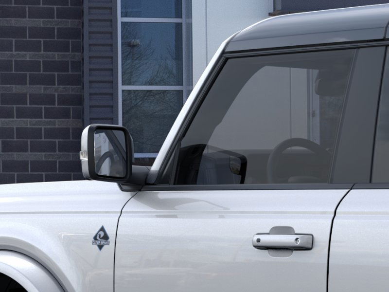 2024 Ford Bronco Outer Banks 23