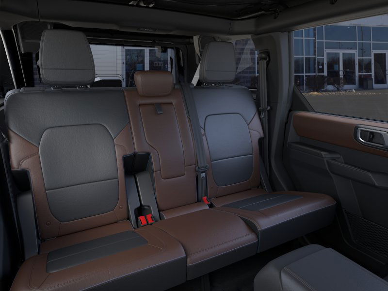 2024 Ford Bronco Outer Banks 9