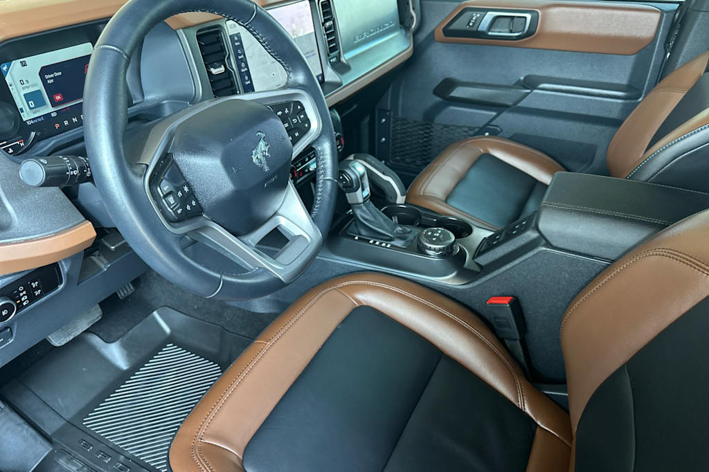 Thumbnail: 2024 Ford Bronco - 9