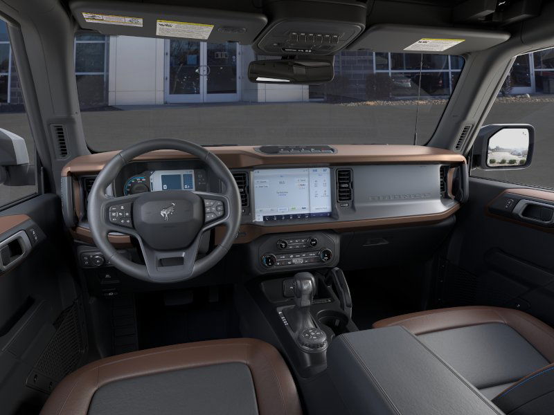 2024 Ford Bronco Outer Banks 3