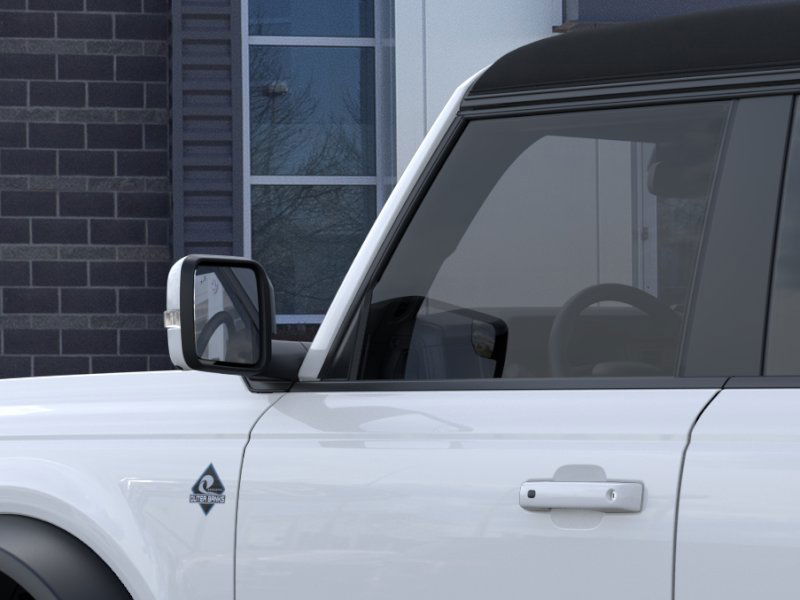 2024 Ford Bronco Outer Banks 24