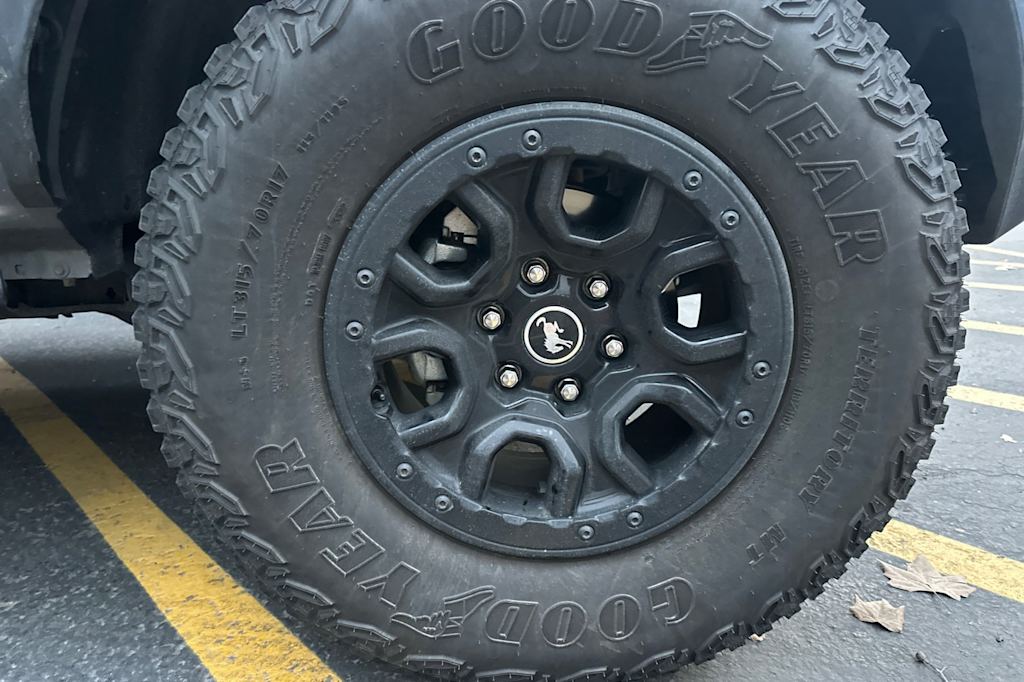 Thumbnail: 2022 Ford Bronco - 5