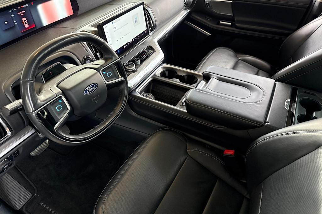Thumbnail: 2025 Ford Expedition MAX - 12