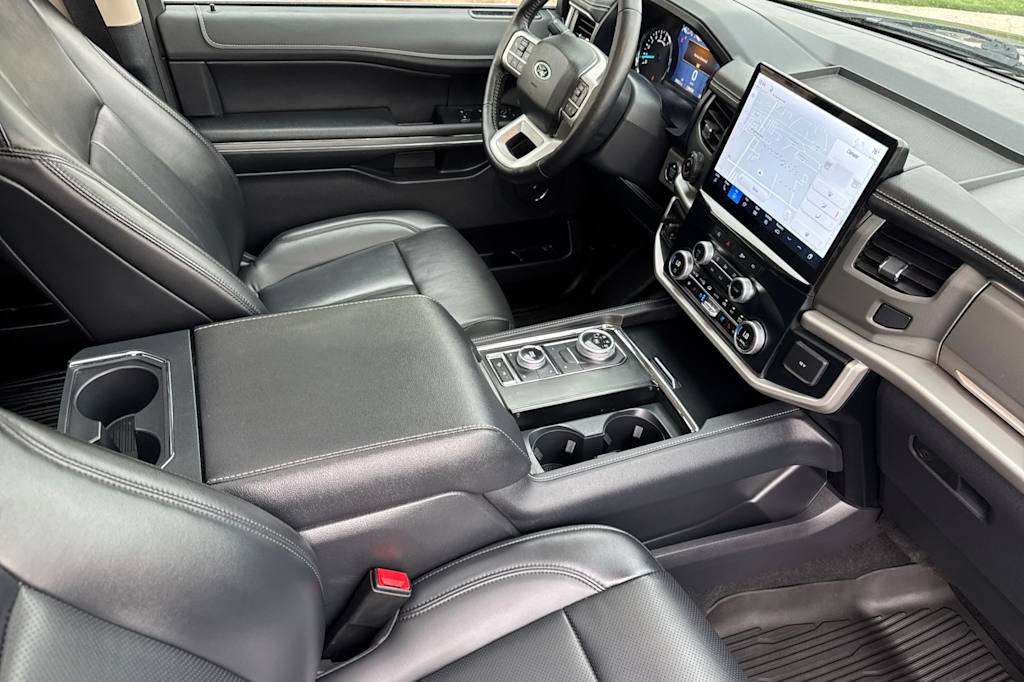 Thumbnail: 2024 Ford Expedition - 9